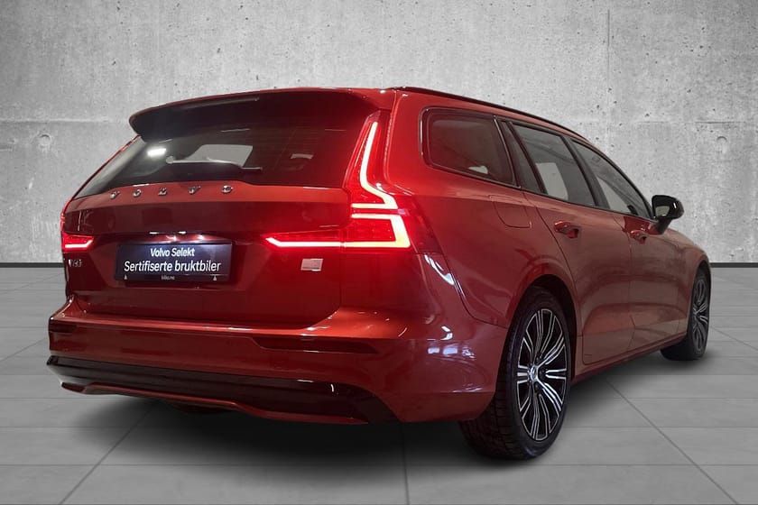 Bilde 5 av Volvo V60 AWD T6 Plus H.Feste,H&K,El.seter,ACC,VOC