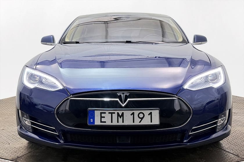 Bild 3 av Tesla Model S 85D AWD CCS-uppgr Luftfjäd Köldpkt Läder Navi Kamera AP 423hk