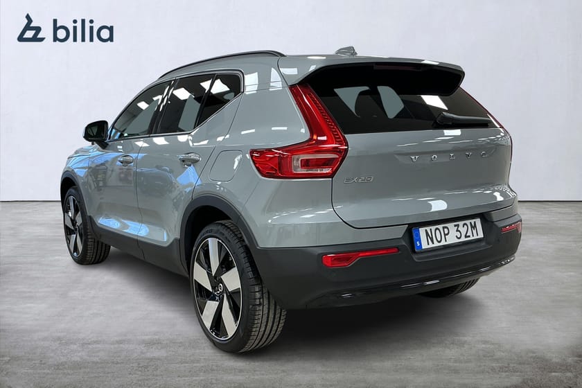 Bild 2 av Volvo EX40 Single Motor Extended Range R Core SE