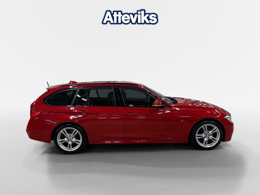 Bild 2 av BMW 318d Touring M-Sport/Drag/El-lucka/Nav/Aut/P-Sensorer