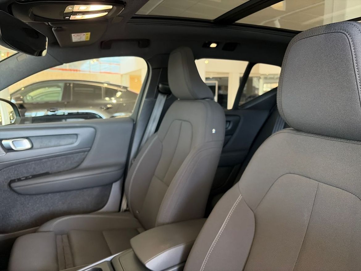 Volvo EX40 2025 - miniatyr 10