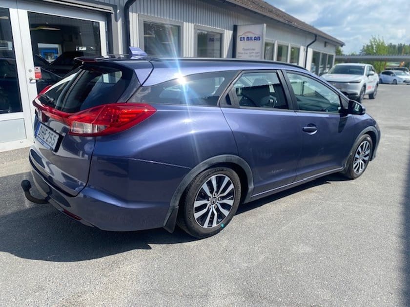 Bild 2 av Honda Civic Tourer – Sport, drag, m-värm