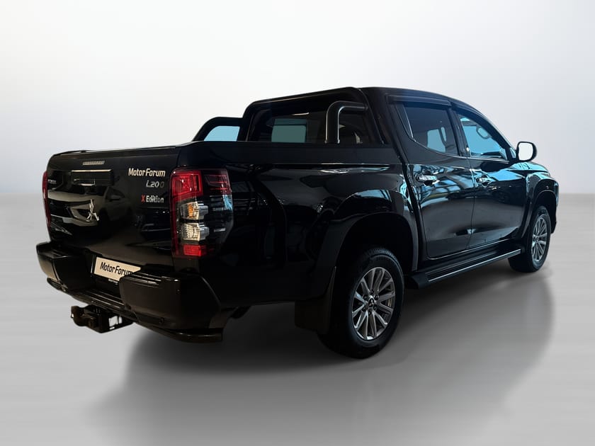 Bilde 4 av Mitsubishi L200 Dobbelcab X-Edition | Hengerfeste | ekstra lys LED | Veltebøyle|