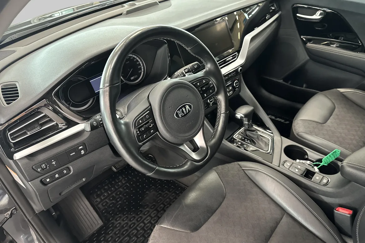 picture of a car