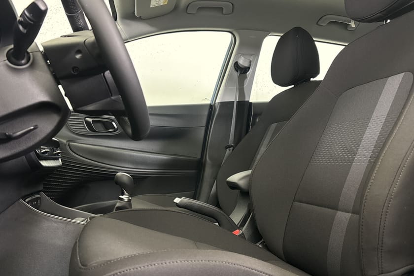 Bild 5 av Hyundai i20 1,2 MPi 84hk Essential Bkamera AppleCarplay