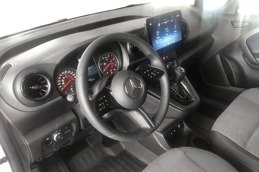 Bild 5 av Mercedes-Benz Citan 110 CDI L2 auto/drag/backkamera lagerbil