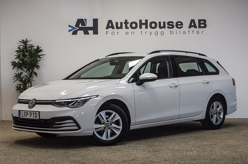 Bild 1 av Volkswagen Golf Sportscombi 1.5 eTSI 150HK Bränslevärmare Drag B-Kamera