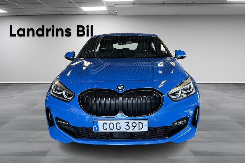 Bild 2 av BMW 118i Steptronic M Sport / HiFi / Aktiv Farth / Sportstolar