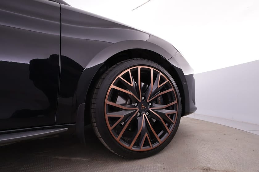 Bild 5 av CUPRA Leon Sportstourer e-Hybrid DSG 245hk Cup Buck Stolar