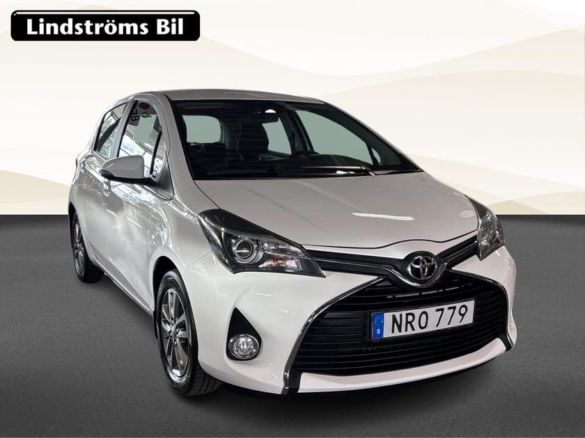 Bild 3 av Toyota Yaris 1.33 Active LED Sommar/Vinterhjul
