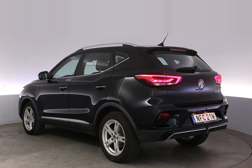 Bild 4 av MG ZS EV Long Range Luxury Pano AdapFarth Läder 360 BLIS