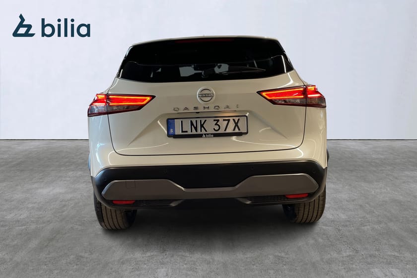 Bild 5 av Nissan Qashqai N-Connecta / V-Hjul Dubb / Rattvärme / 360 Kamera