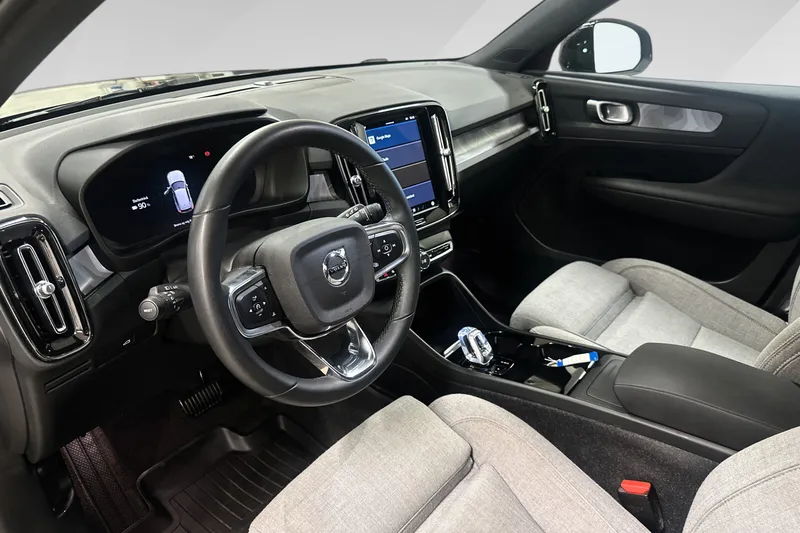 Volvo XC40 Recharge Twin motor bilde 16