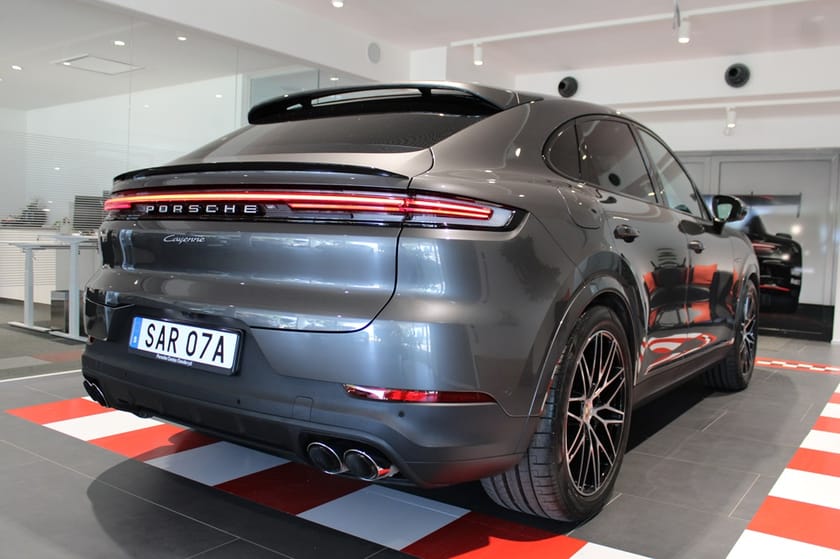 Bild 4 av Porsche Cayenne Coupé E-Hybrid 