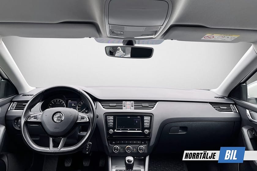 Bild 3 av Škoda Octavia Kombi Skoda 1.6 110HK TDI BLUETOOTH PDC NYBES NYSERV