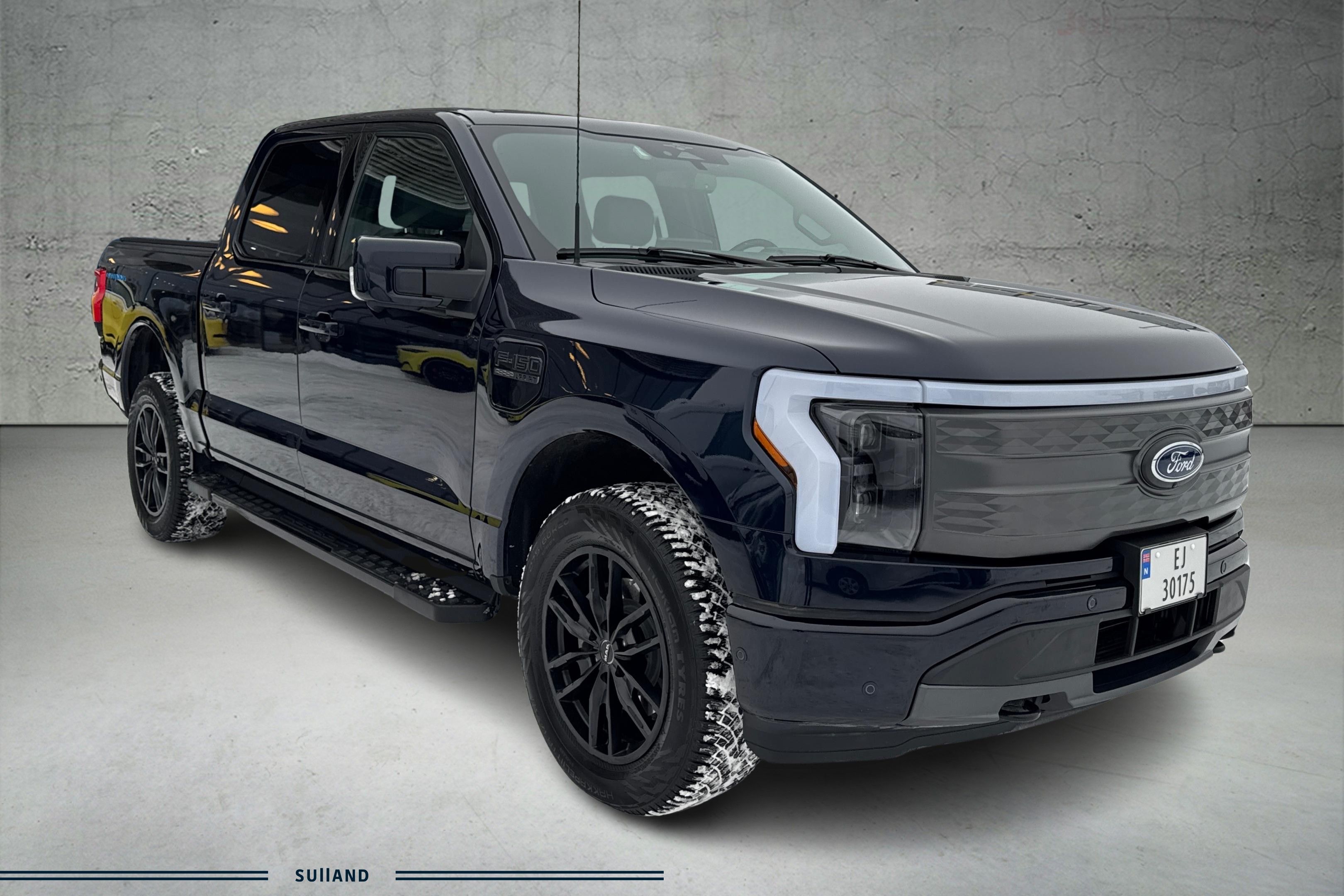 Thumnail bilde 2 av Ford F-150 Lightning Standard Range