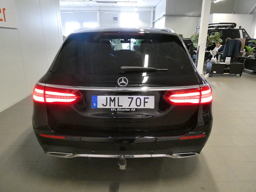 Bild 5 av Mercedes-Benz E 300 de T PLUG-IN AMG Line Drag-Värmare-Kamera-Navi-SoV