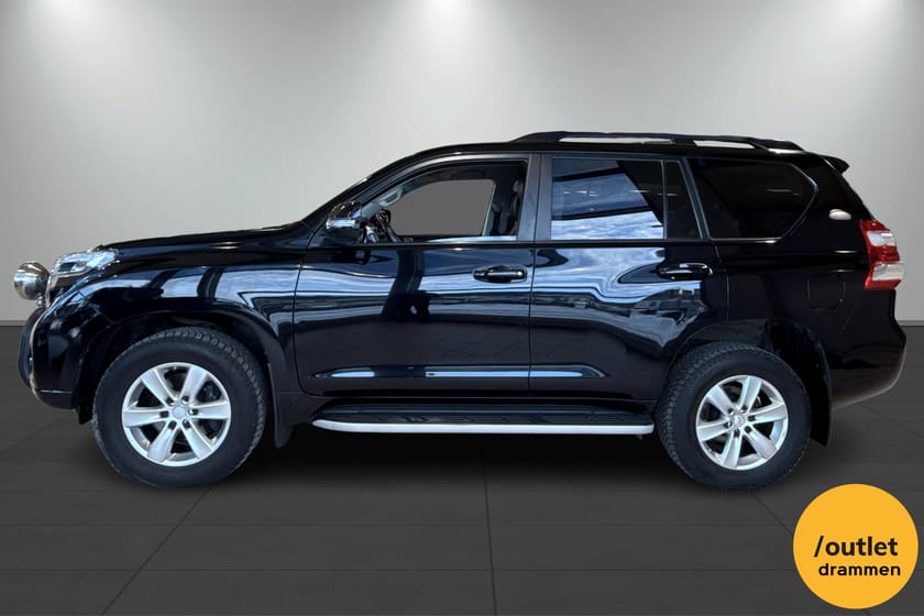 Bilde 2 av Toyota Land Cruiser 2,8 177HK / Skinn /Krok / Klima / Bøyle med lys /