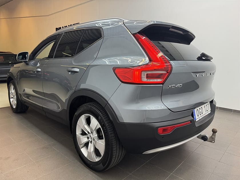 Bild 4 av Volvo XC40 D3 150hk Momentum Värmare/Krok/Kamrem bytt