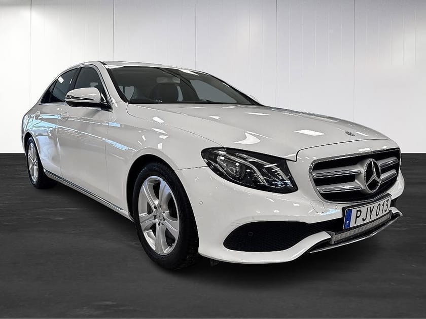 Bild 2 av Mercedes-Benz E 220 d 4MATIC / Avantgarde / Värmare