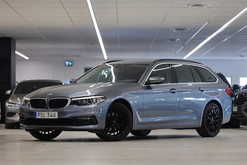 Bild 3 av BMW 520d Touring 190hk Sport Line Navi PDC B-Kamera