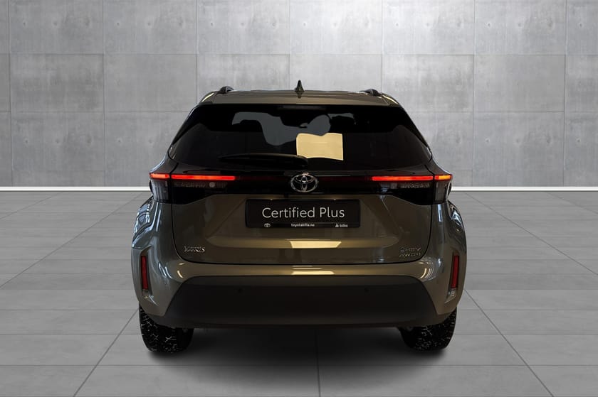 Bilde 4 av Toyota Yaris Cross Hybrid 115 AWD-i MEGET PEN/ACTIVE TECH/LAV KM