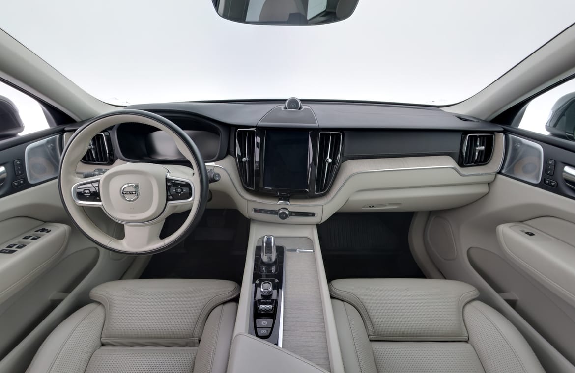 Volvo XC60 2018 - miniatyr 7