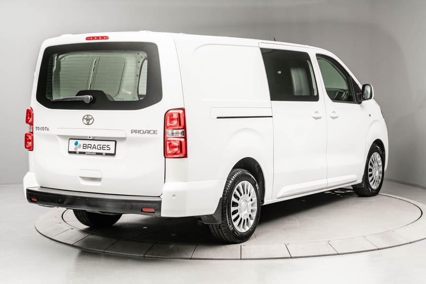 Bilde 4 av Toyota Proace 2,0 D 144 Comfort L2H1 SHB aut