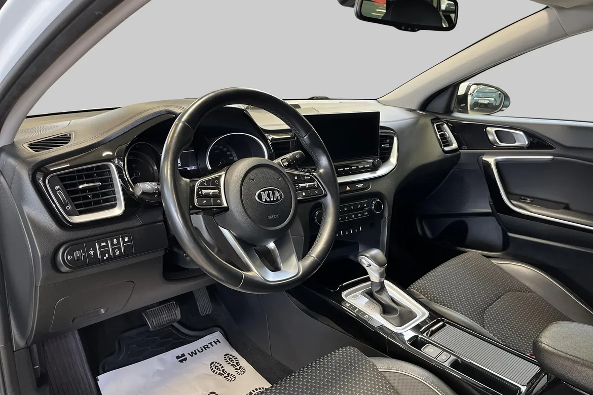 picture of a car