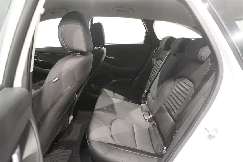 Bild 5 av Hyundai i30 Kombi 1.0 T-GDi MHEV DCT Essential Releasing