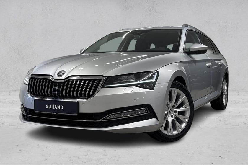 Bilde 1 av Škoda Superb Stasjonsvogn 2,0 TDI 200hk Style 4x4 ACC/Krok/Webasto/Kamera