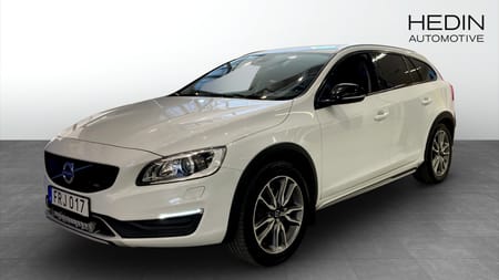 Volvo V60 Cross Country D4