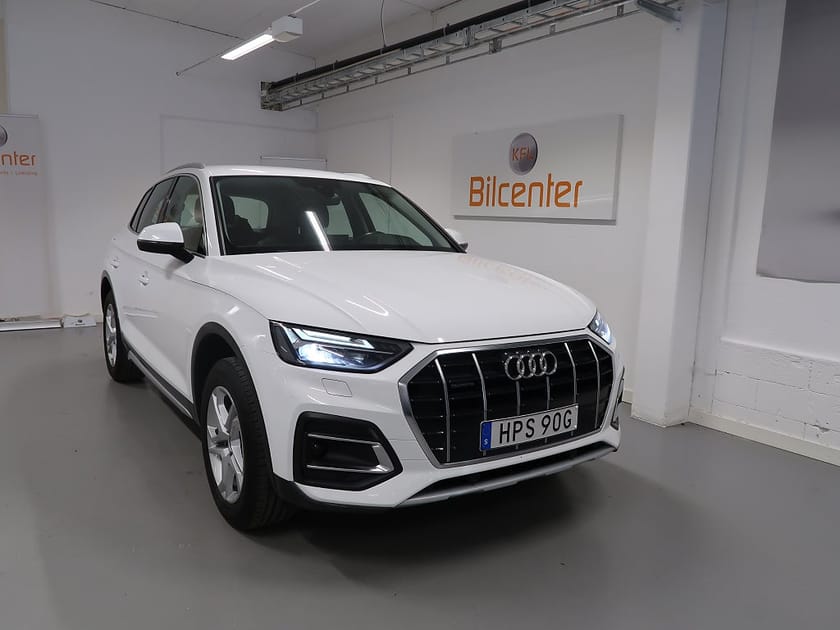 Bild 3 av Audi Q5 40 TDI quattro V-Däck ingår Drag-Värmare-CarPlay-BT-FH-