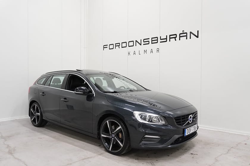 Bild 2 av Volvo V60 D5 AWD Polestar 230HK Black R R-Design Taklucka