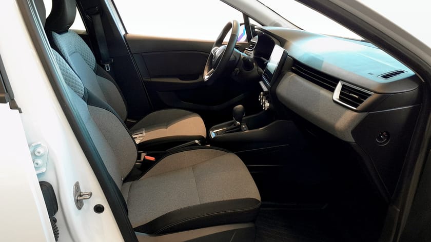 Bild 3 av Renault Clio E-TECH PH2 EVOLUTION HEV 145HK