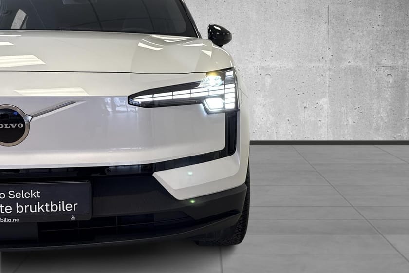 Bilde 3 av Volvo EX30 Twin Motor Performance 