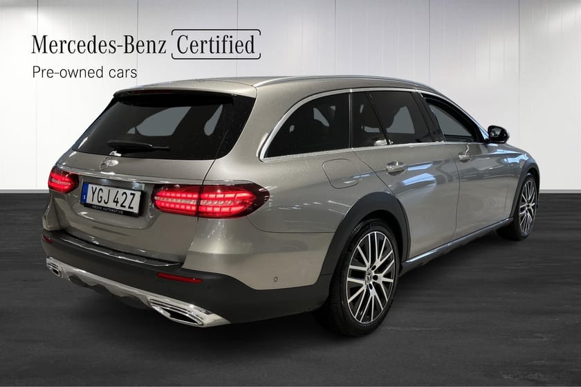 Bild 4 av Mercedes-Benz E 220 d 4MATIC All-Terrain 