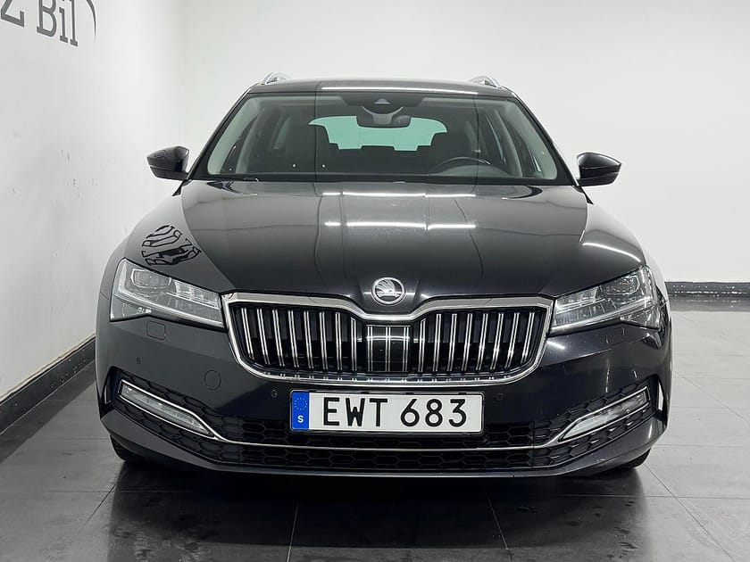 Bild 2 av Škoda Superb Kombi Skoda 2.0 TDI 4x4 Business Drag Värmare Cockpit MOMS