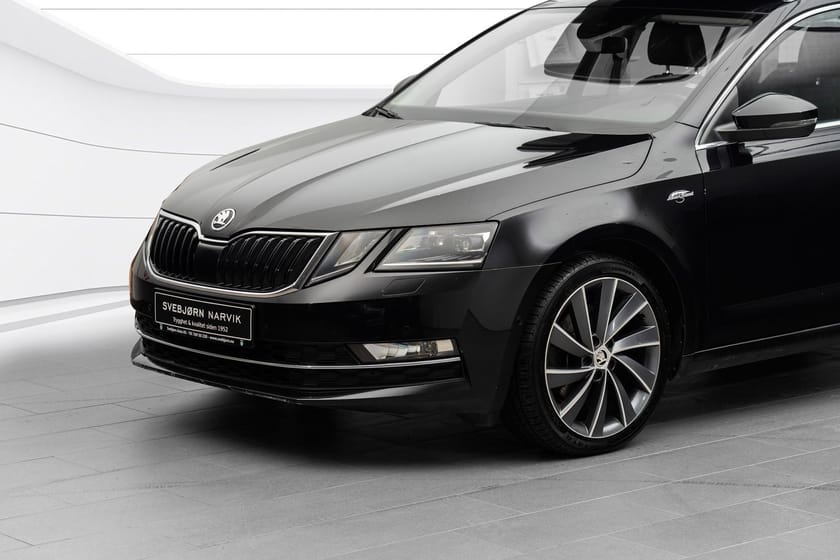 Bilde 2 av Škoda Octavia Stasjonsvogn Oct3fl stv l&k b180dsg 4x4kamp