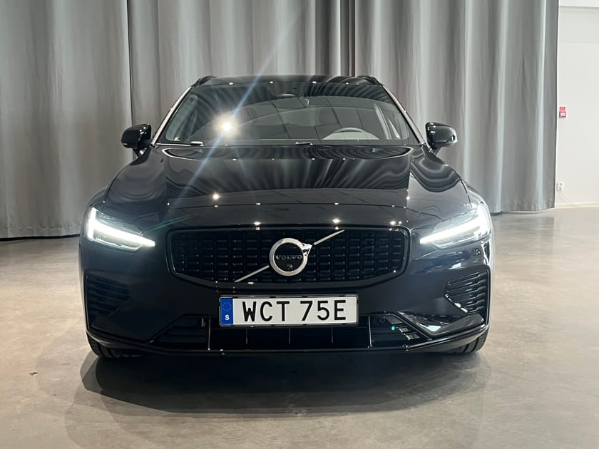 Bild 4 av Volvo V60 T6 Plus Dark Nordic Edition