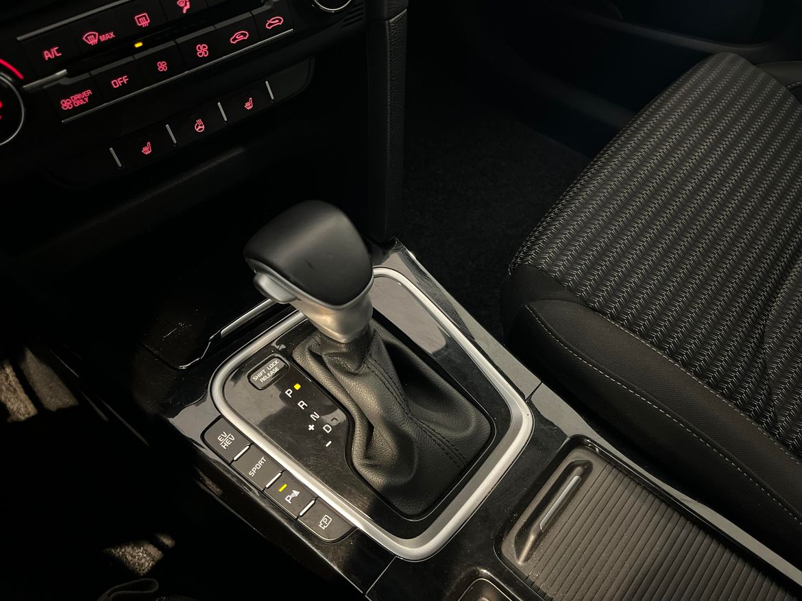 Kia Ceed 2023 - miniatyr 16