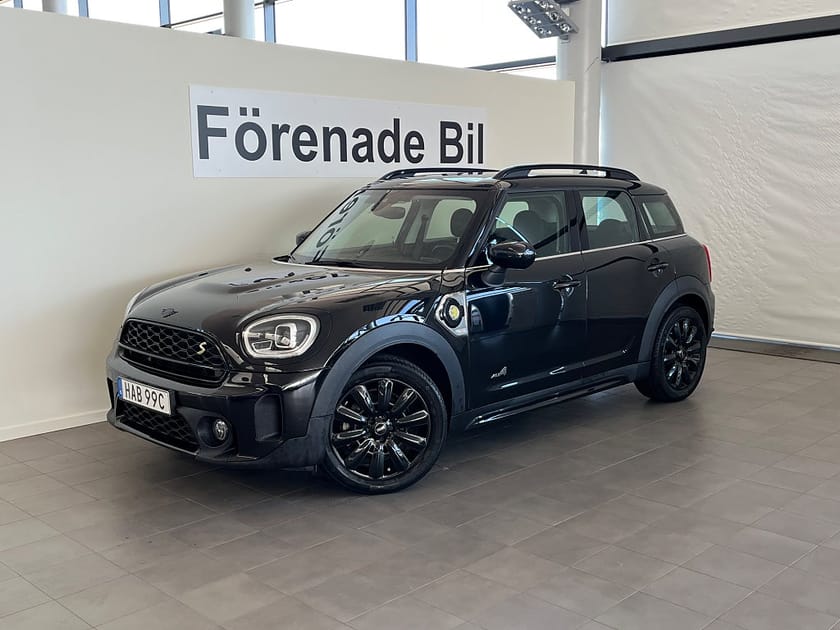 Bild 1 av MINI Countryman Cooper SE ALL4 Komfort Backkamera Rattvärme 4,95% ränta