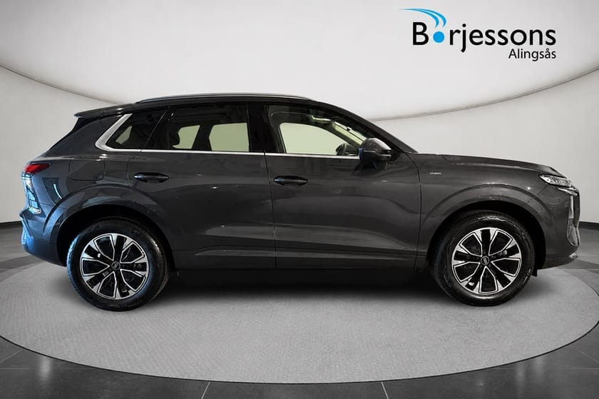 Bild 2 av Audi Q3 e-hybrid SUV 272hk *UPP TILL 11 MIL PÅ EL*