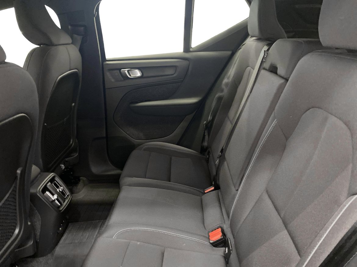 Volvo XC40 2023 - miniatyr 7