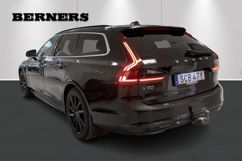 Bild 3 av Volvo V90 B4 AWD Momentum / Drag / 1 ägare / Backkamera /