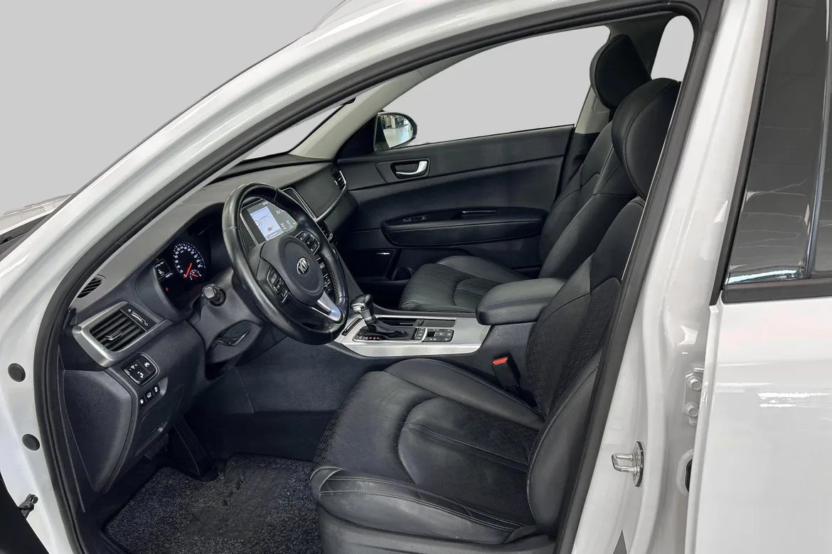 picture of a car