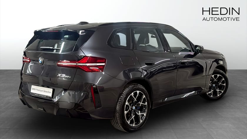 Bild 2 av BMW X3 30e xDrive M Sport / H&K / Adaptiva LED / Drag