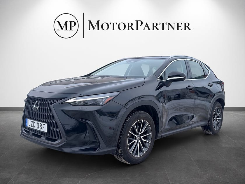Bild 3 av Lexus NX 350h AWD E-CVT Kamera Dragkrok Navi MOMS