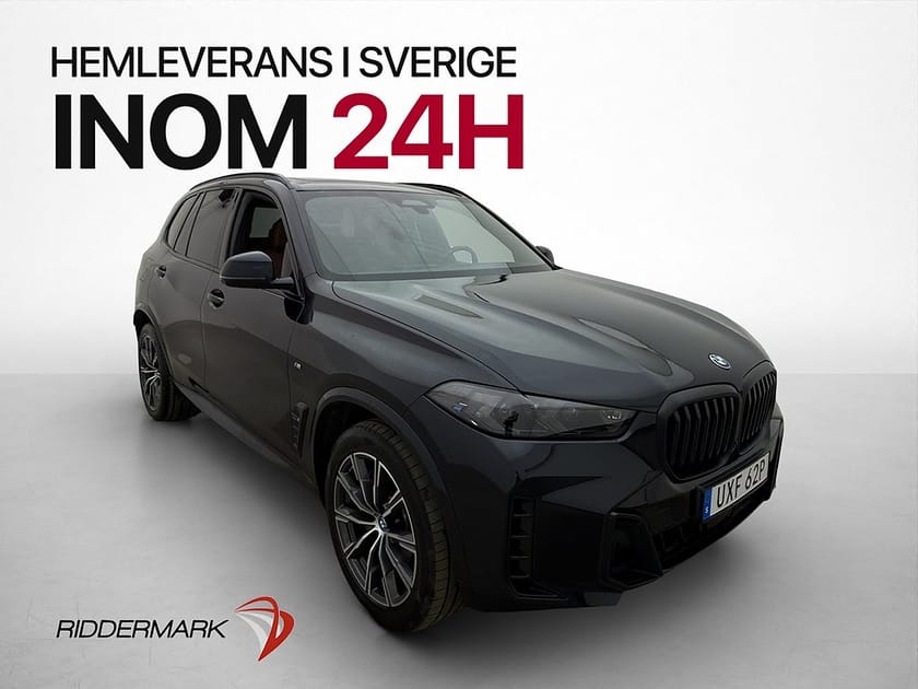 Bild 3 av BMW X5 xDrive50e M Sport Innovation B&W Sky Lounge 360° MOMS