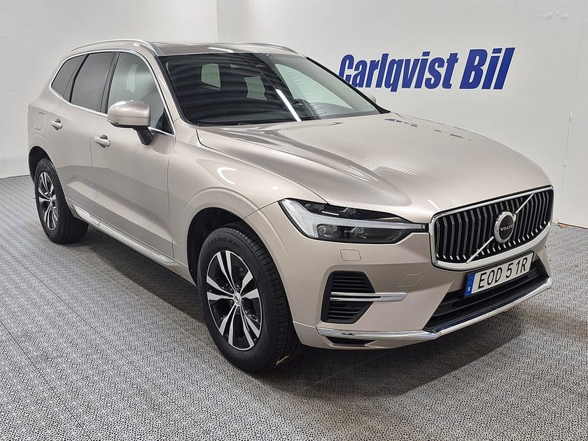 Bild 3 av Volvo XC60 T6 Recharge Core Bright plug in AWD 350HK 4x4 Panorama